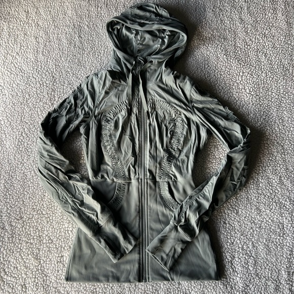lululemon athletica Jackets & Blazers - Lululemon Olive Green Dance Reversible Jacket Size 4